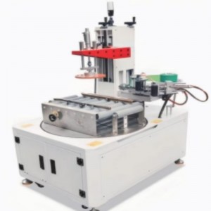 水平-タイプの円形カートンシーリングマシン